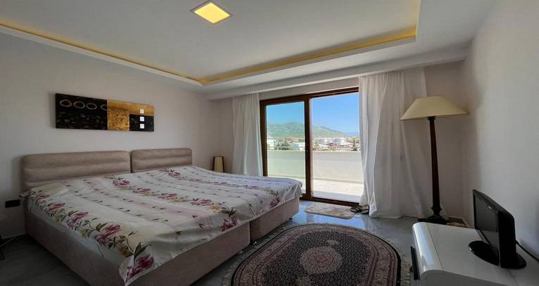 Luxury 3+1 and studio apartment in Oba